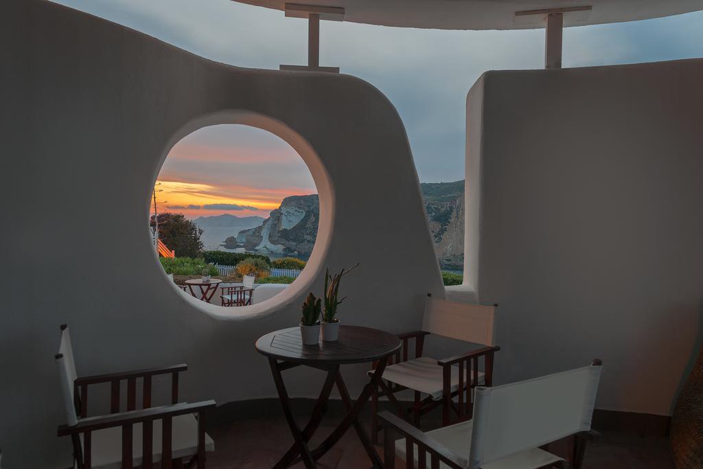 Hotel Chiaia Di Luna Ponza Exterior foto